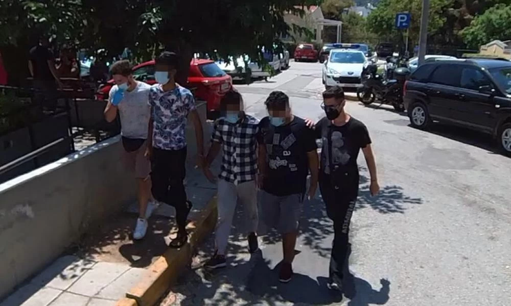 Άγιος Παντελεήμονας: Το δρόμο για τη φυλακή πήραν οι δυο Πακιστανοί